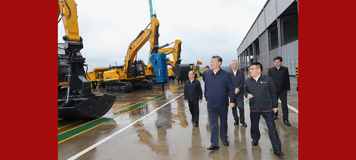 Xi inspeciona cidade de Liuzhou, sul da China