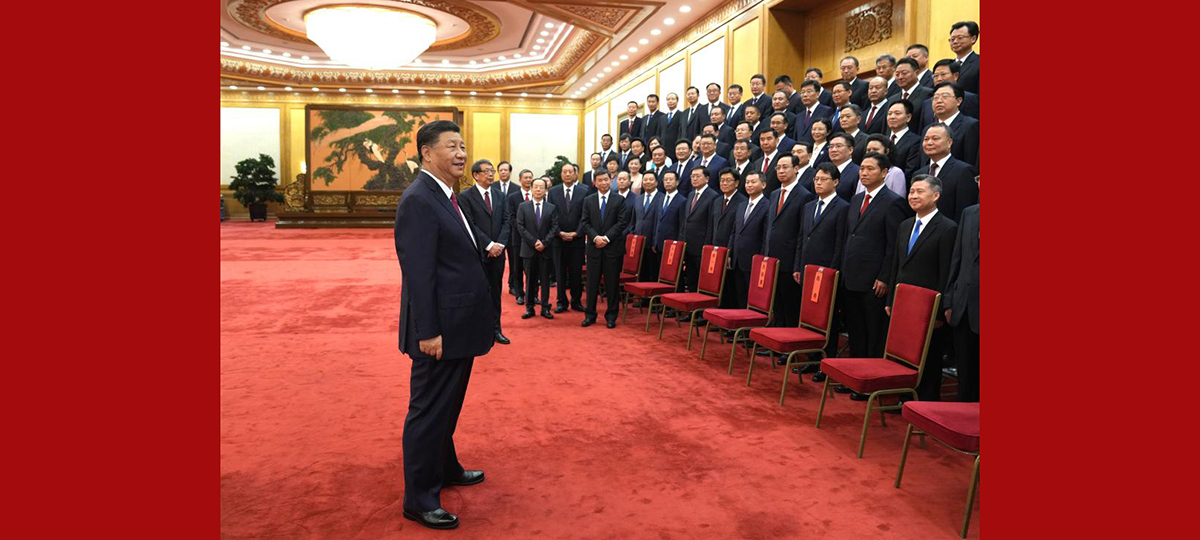 Xi se reúne com excelentes secretários do Partido de nível distrital