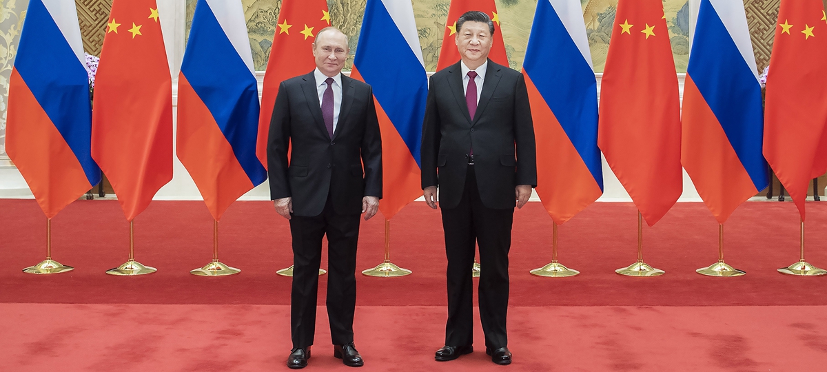 Presidente Xi realiza conversações com Putin