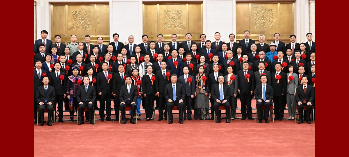 Xi se reúne com representantes para reunião sobre trabalho relacionado ao tratamento de reclamações públicas