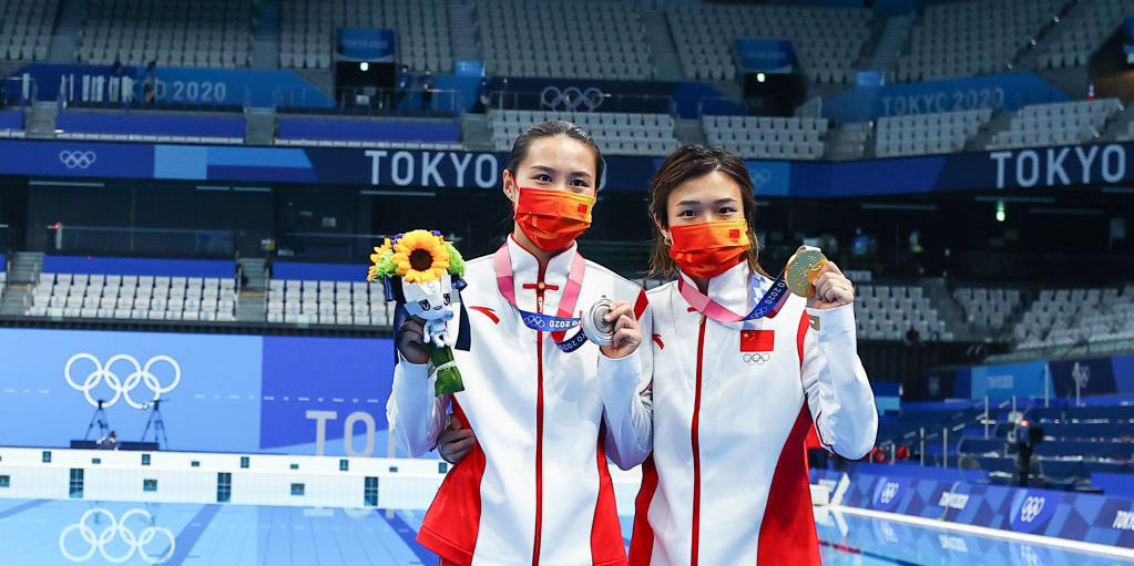 Shi Tingmao da China conquista ouro no trampolim de 3m feminino nos Jogos Olímpicos de Tóquio