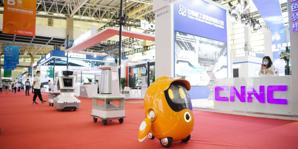 Expo China-Estados &Aacute;rabes fecha neg&oacute;cios no valor de mais de 24 bilh&otilde;es de d&oacute;lares