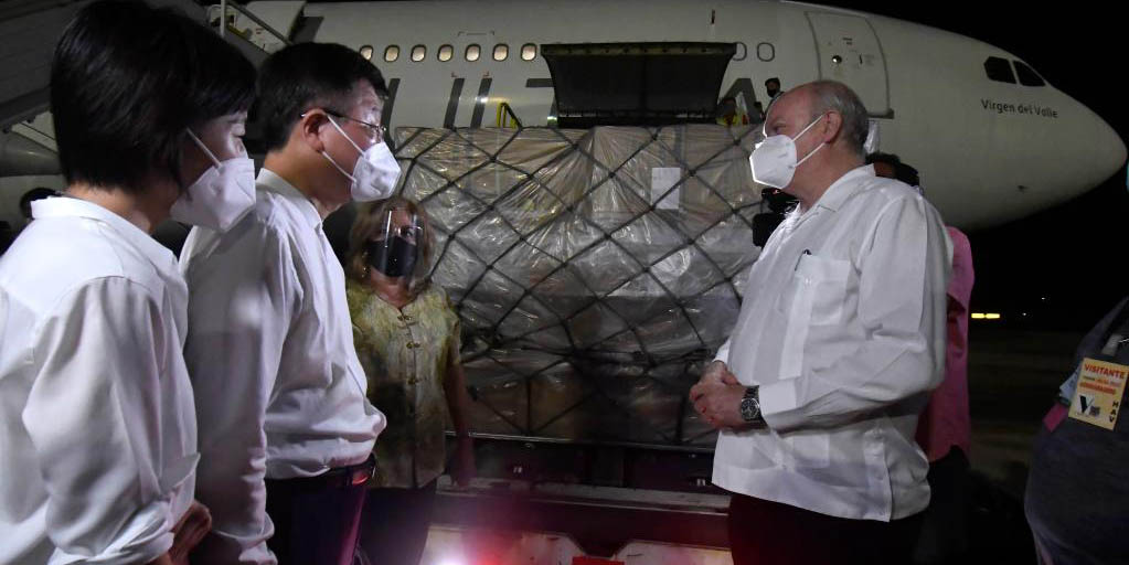 Cuba recebe doação de suprimentos médicos da China em meio ao agravamento da pandemia