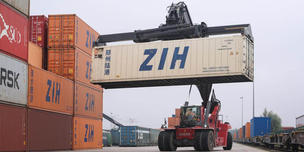 Trem de carga China-Europa liga Zhengzhou a Liège, na Bélgica