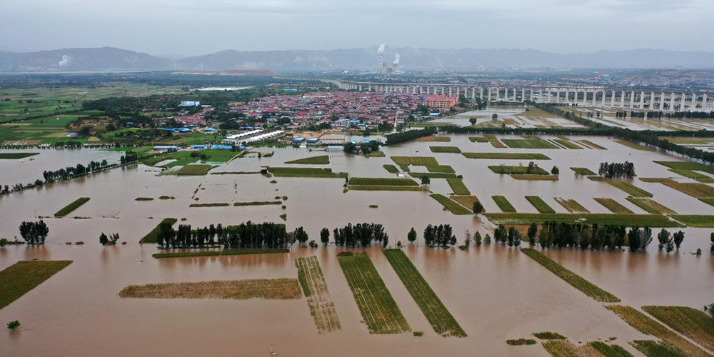 Inundações obrigam retirada de 120 mil moradores em Shanxi