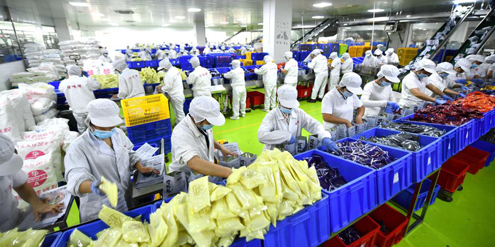 Fábricas chinesas preparam estoque para o próximo festival de compras online "Duplo 11"