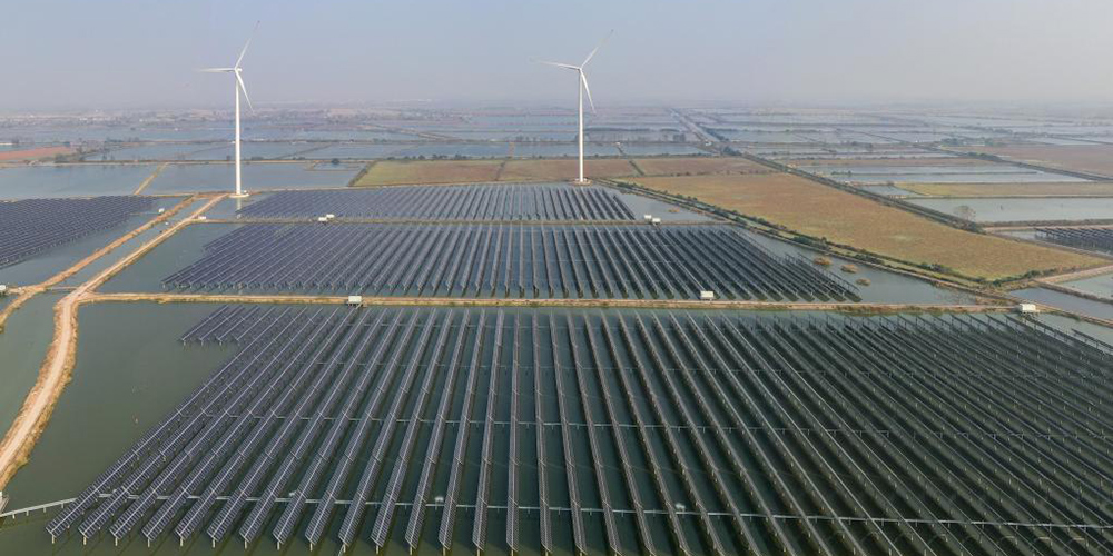 Distrito de Baoying, em Jiangsu, promove desenvolvimento verde com geração de energia solar e eólica