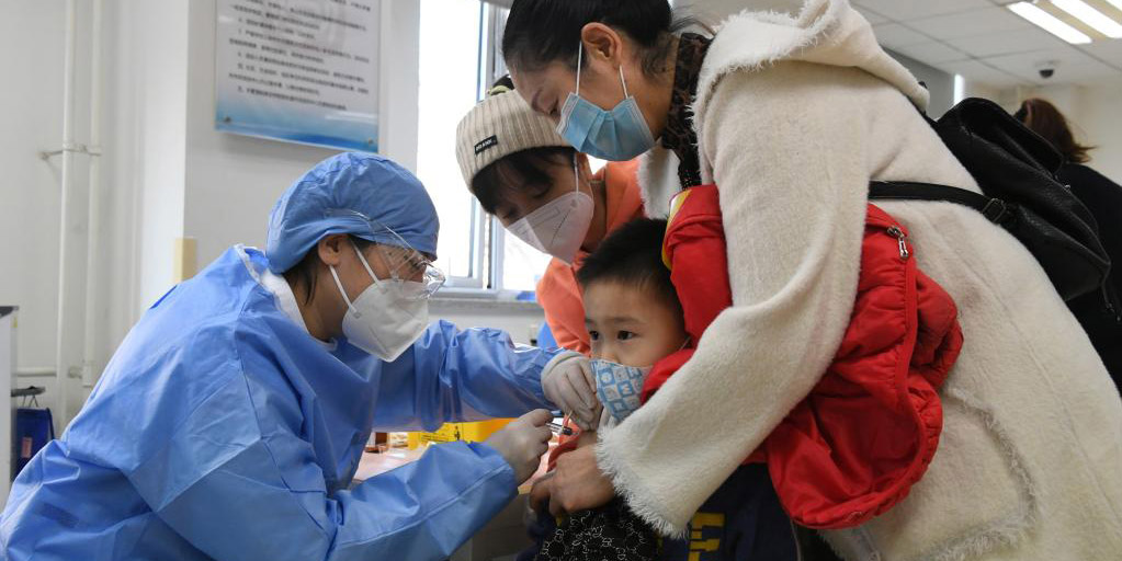 Beijing começa a aplicar 2ª dose da vacina contra COVID-19 em crianças de 3 a 11 anos
