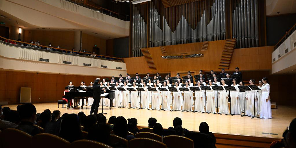 Orquestra Sinfônica Nacional da China realiza concerto em Beijing