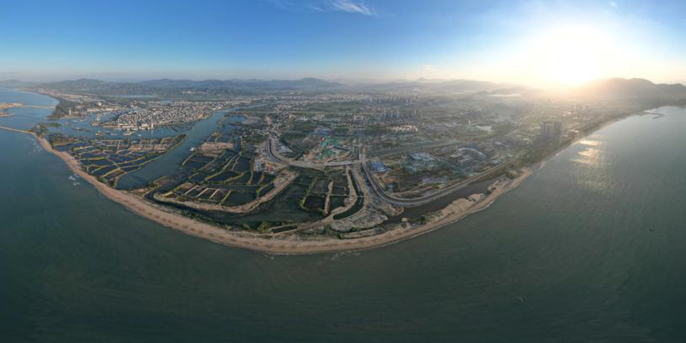 Porto de livre comércio de Hainan atrai projetos no valor de mais de 5 bilhões de dólares