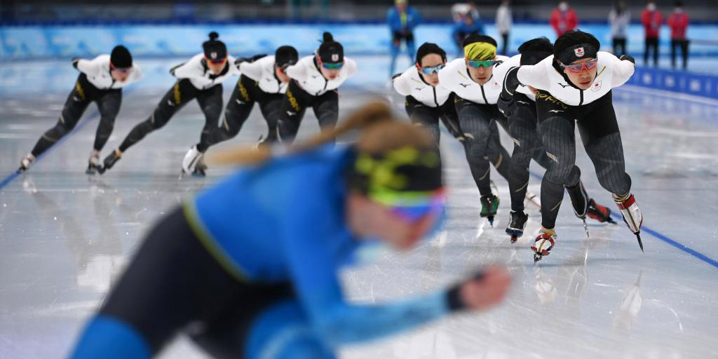Olimpíadas de Inverno: Patinadores participam de treino