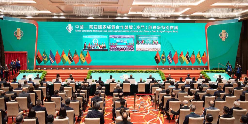 Macau reforçará o papel da plataforma entre China e países lusófonos, diz chefe do Executivo