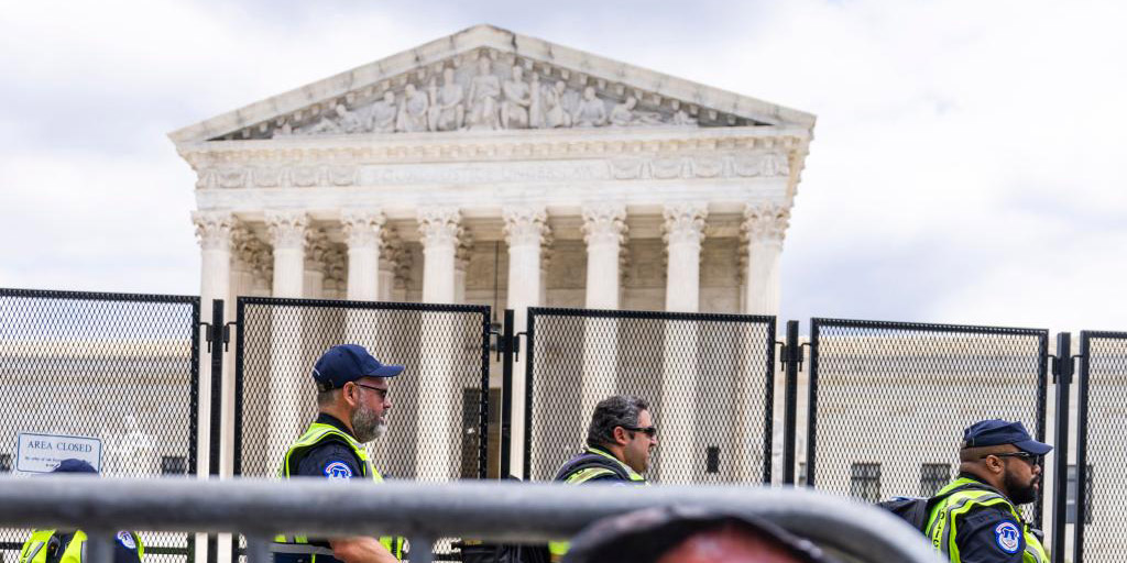 Decisão da Suprema Corte dos EUA anula decisão histórica sobre direitos ao aborto