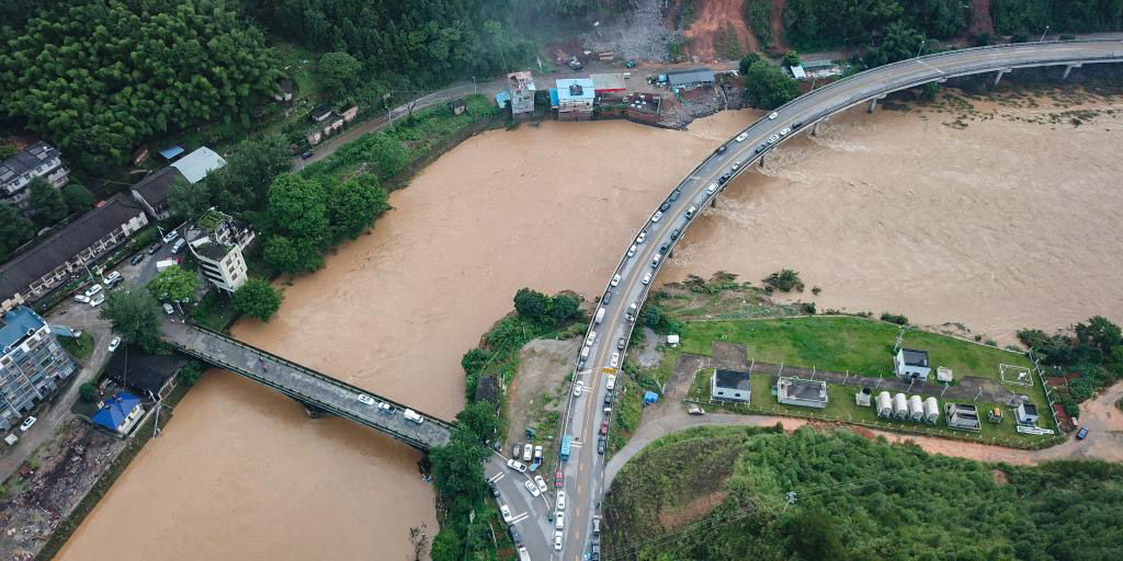 Enchentes atingem a província chinesa de Hunan