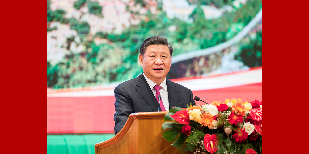 Xi e líderes de Mianmar celebram 70º aniversário de relações diplomáticas