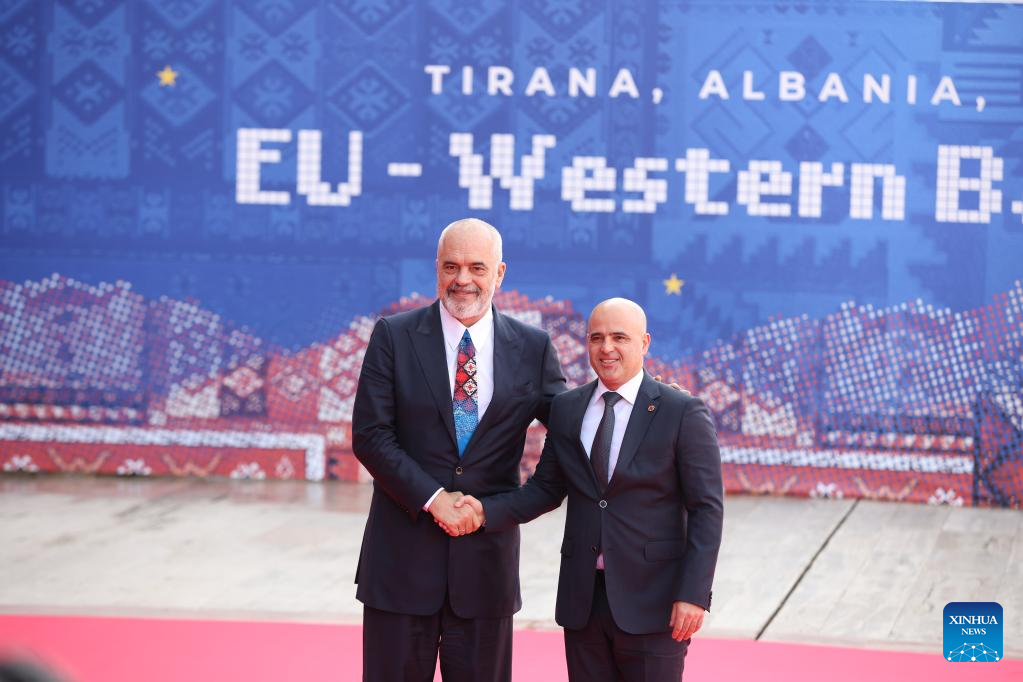 Din. Tirana :: Albânia :: Perfil da Equipe 